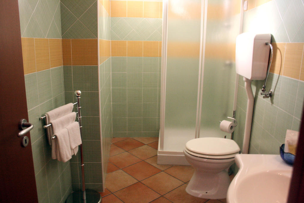Splash'S Rooms Spadafora Room photo