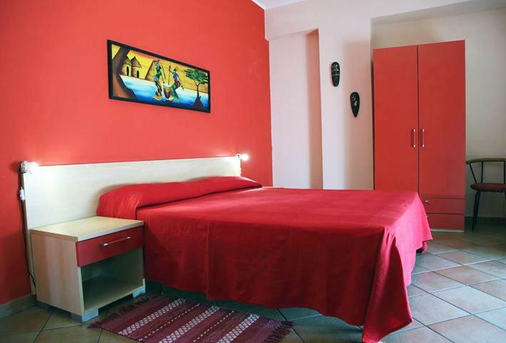 Splash'S Rooms Spadafora Exterior photo